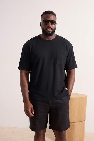 Trendyol Curve - Camiseta en negro: frente