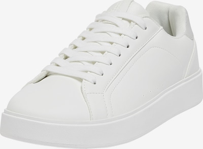 Pull&Bear Sneakers in White, Item view