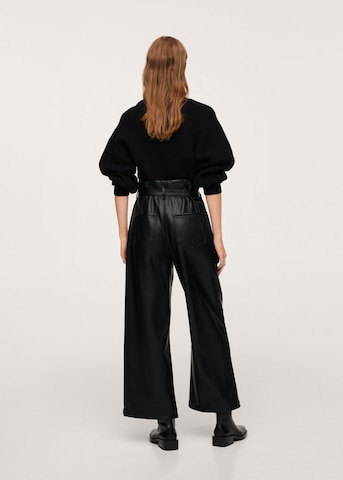 Wide leg Pantaloni 'Palau' de la MANGO pe negru