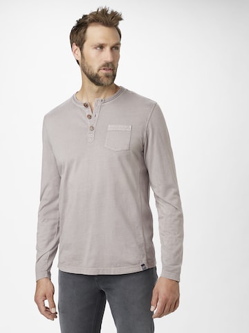 PADDOCKS Shirt in Grey: front