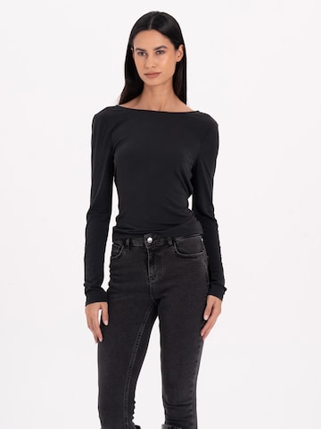 MYLAVIE by Sarah Harrison Särk, värv must: eest vaates