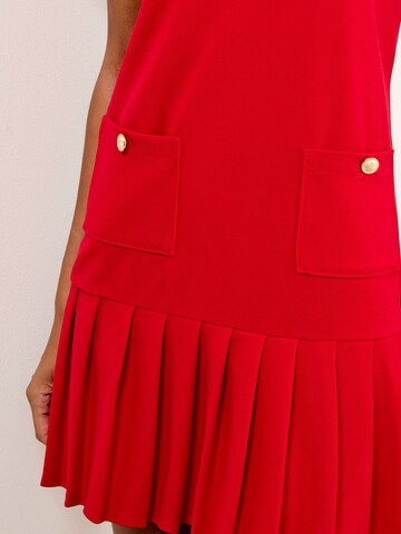 Lipsy Kleid in Rot