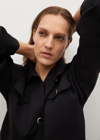 MANGO Strickjacke 'Boti' in Schwarz