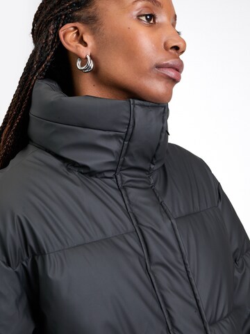 SELECTED FEMME Jacke 'SLFRAGNA' in Schwarz