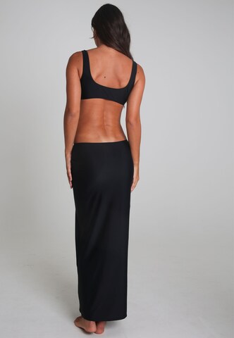 Moda Minx Beach dress in Black