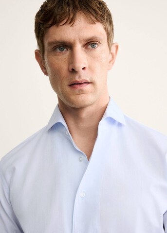 MANGO MAN Regular fit Button Up Shirt 'Roma2' in Blue