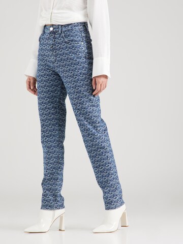 GUESS Regular Jeans in Blauw: voorkant