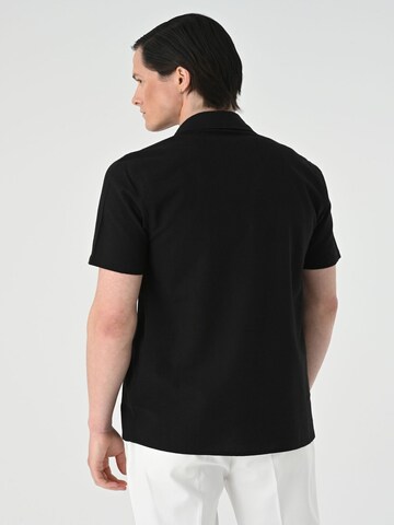 Antioch Comfort Fit Hemd in Schwarz