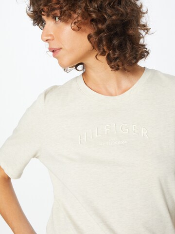 TOMMY HILFIGER T-Shirt in Beige