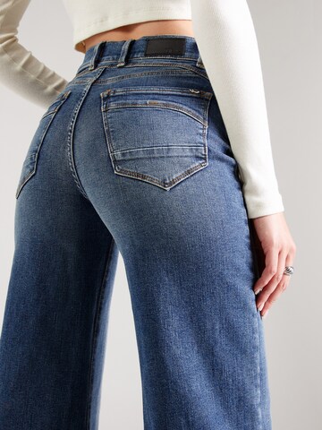 LTB Flared Jeans 'WEYNA B' in Blau
