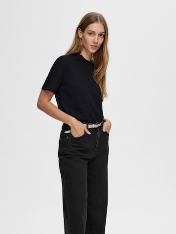 SELECTED FEMME T-Shirt 'SLFESSENTIAL' in Schwarz: Vorderseite