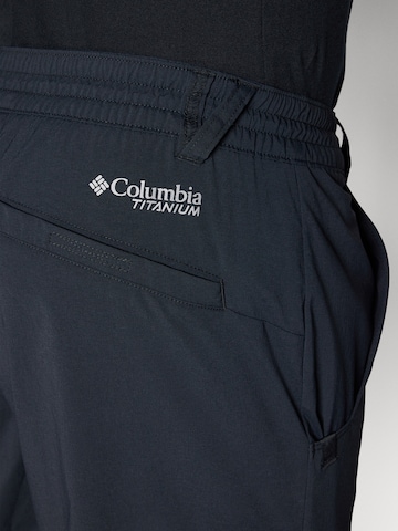 COLUMBIA Regular Urheiluhousut 'Wanoga' värissä musta