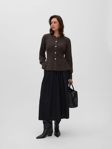 VERO MODA - Cárdigan 'LEMON' en marrón