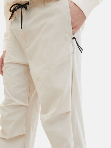 Loosefit Pantaloni di TOM TAILOR DENIM in bianco