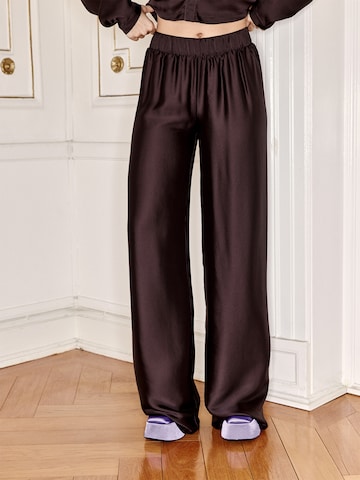 Ema Louise x ABOUT YOU Wide leg Pants 'Josefin' in Brown: front