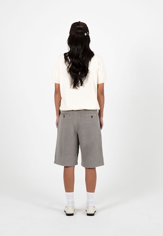 Prohibited Loosefit Bandplooibroek 'Podium' in Grijs