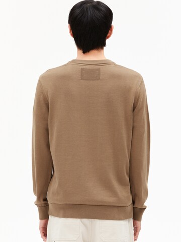 ARMEDANGELS Sweater in Brown