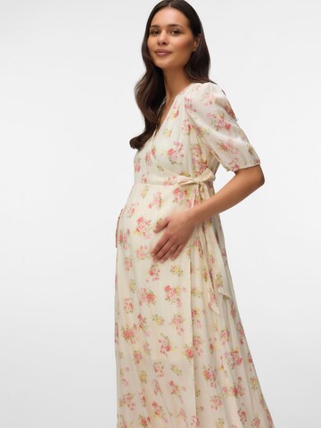 Robe 'VMMBELLA' Vero Moda Maternity en beige : devant