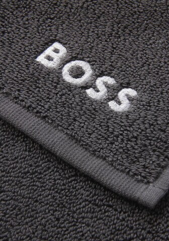 BOSS Washcloth in Grey