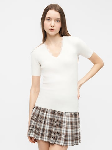 VILA - Jersey 'VIAMARIA' en blanco