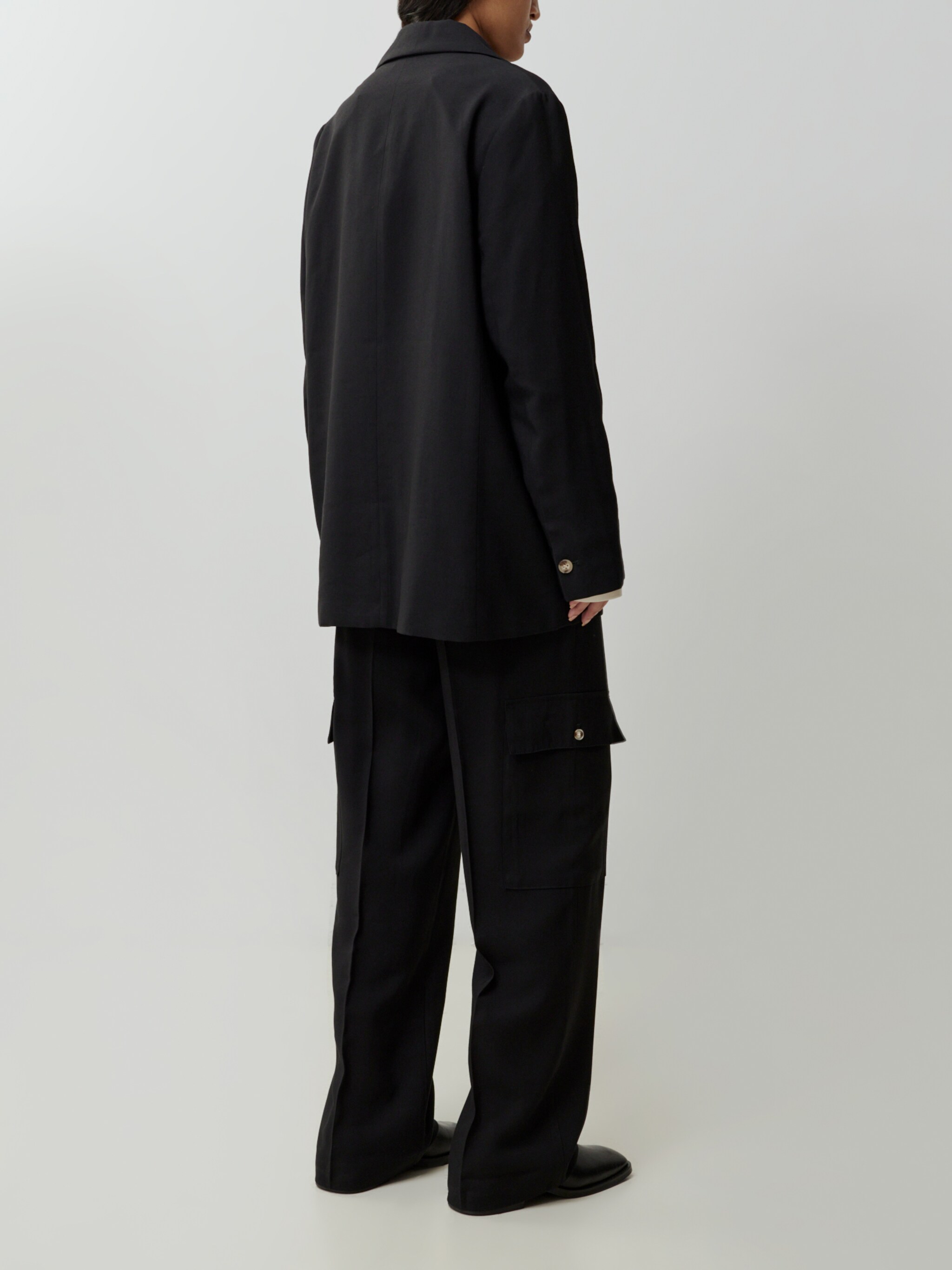 EDITED Producten Blazers 'Kainoa' Zwart