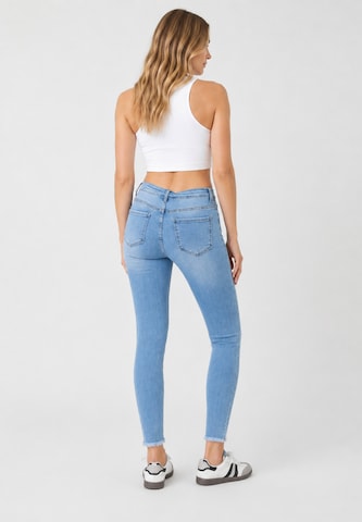 Elara Skinny Jeans in Blauw