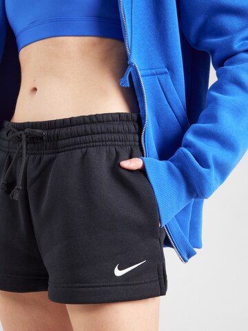 regular Pantaloni 'PHNX FLC' di Nike Sportswear in nero