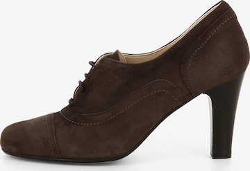 EVITA Pumps 'MARIA' in Braun: Vorderseite