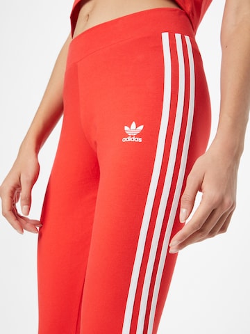 ADIDAS ORIGINALS Skinny Leggings 'Adicolor Classics 3-Stripes' i rød