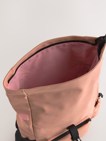 Rucsac de la Next pe roz