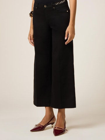 oltre Flared Trousers in Black