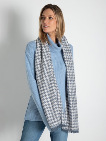 MORE & MORE Sweater in Blue: front