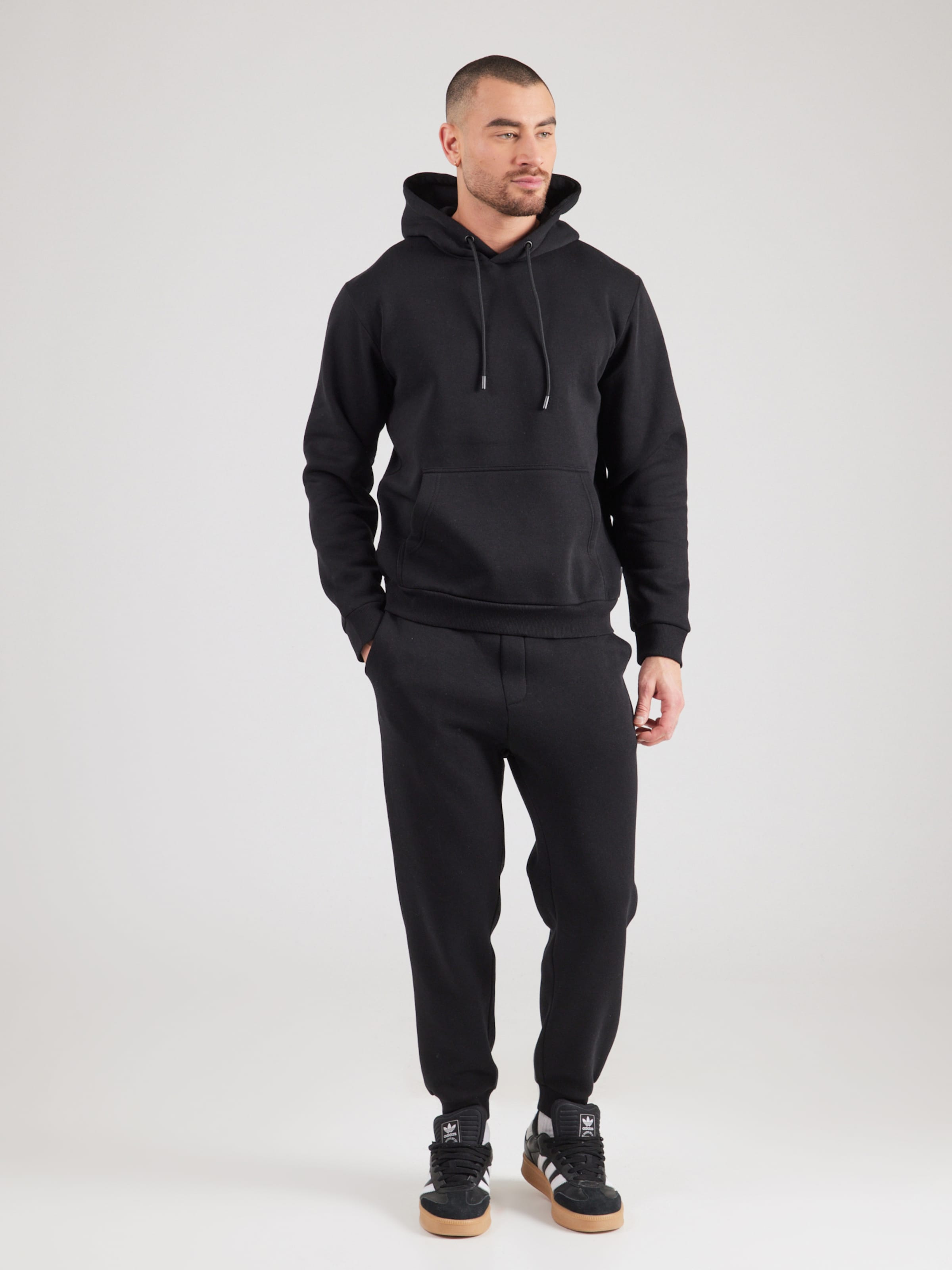 f*y様 jjjjound P404 Original Boot Black U JACK & JONES Облекло за бягане 'JJEBRADLEY' в Сиво, Черно | ABOUT YOU
