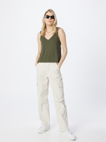 ABOUT YOU Top 'Athina' in Green