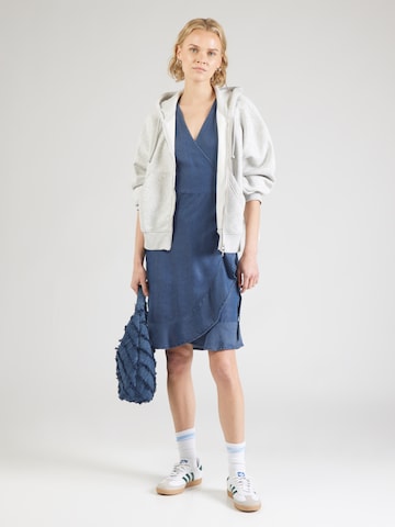 Robe 'ONLPEMA OLIVIA' ONLY en bleu