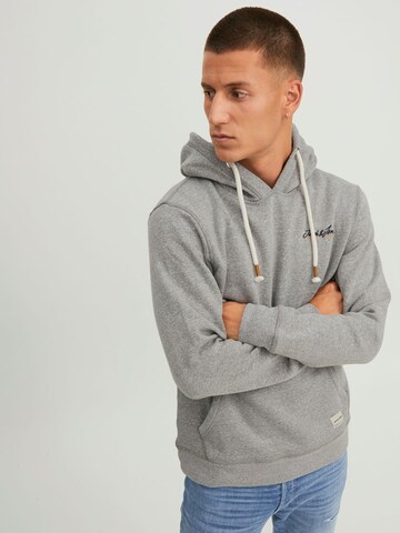 JACK & JONES - Sweatshirt 'JORTons' em cinzento