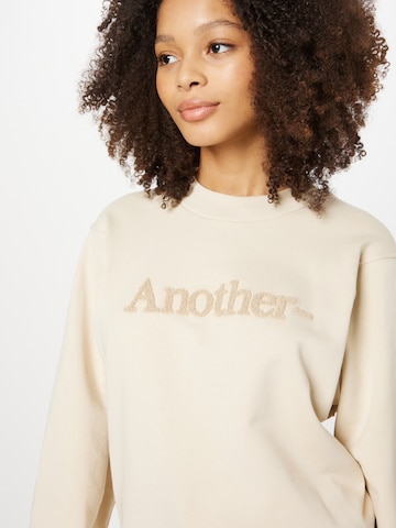Another Label Sweatshirt '/Another' i beige