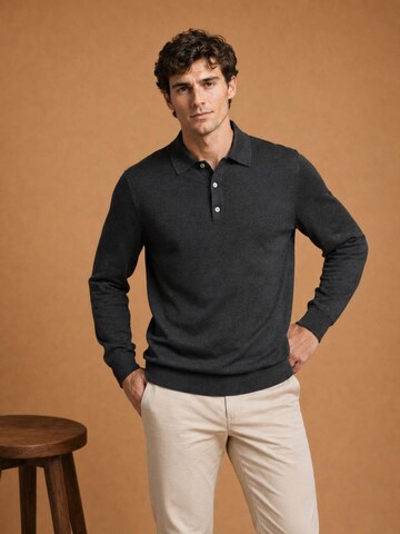 KING Essentials Shirt 'The Robert'‌‌‌‌‌‌‌‌‌ in Schwarz
