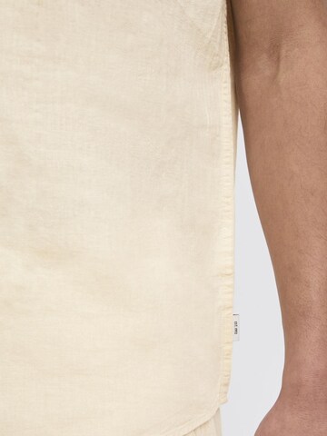 Coupe regular Chemise 'IDMonk' INDICODE JEANS en beige