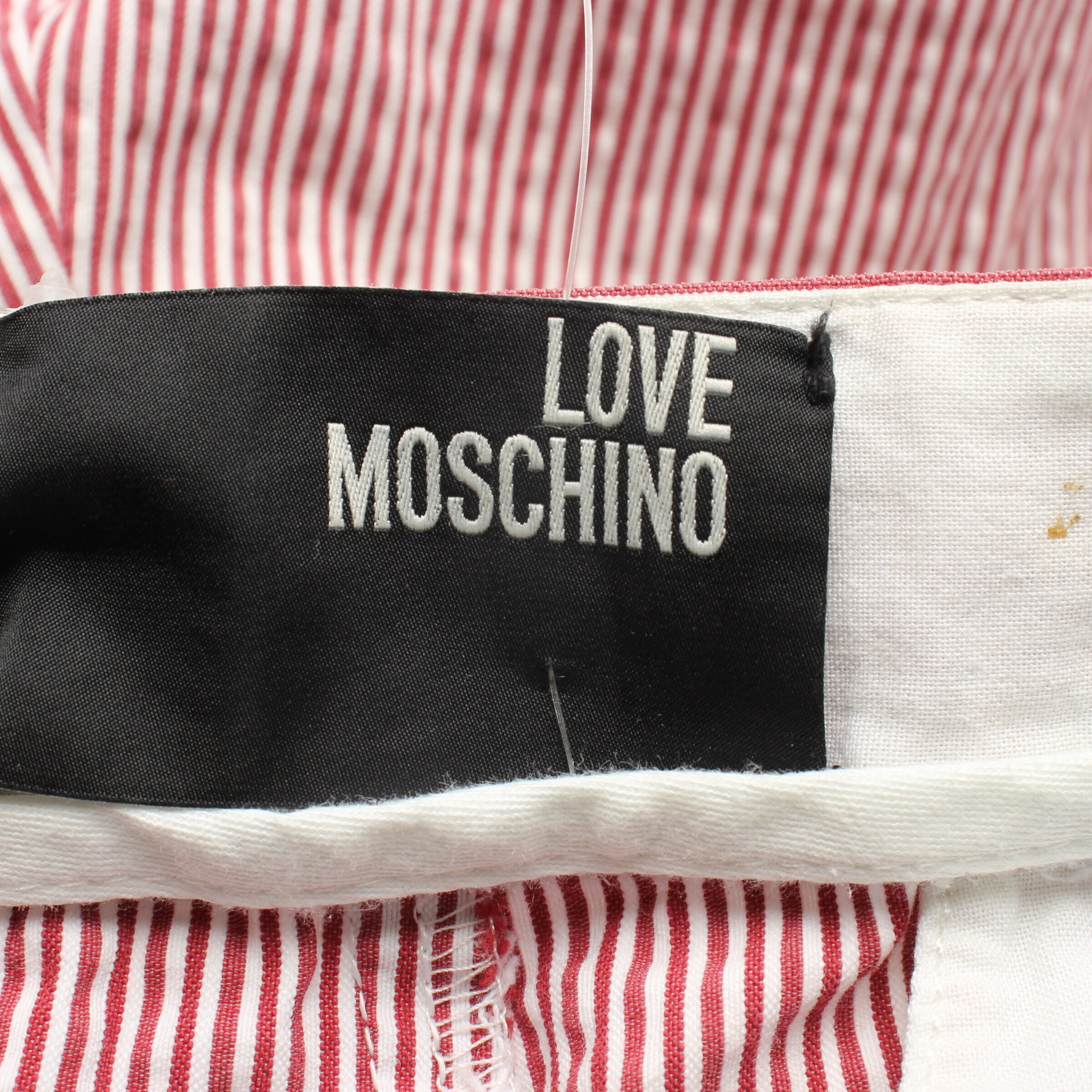 Love Moschino Shorts in 38 in Red