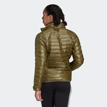 ADIDAS SPORTSWEAR Αθλητικό μπουφάν 'Varilite' σε πράσινο
