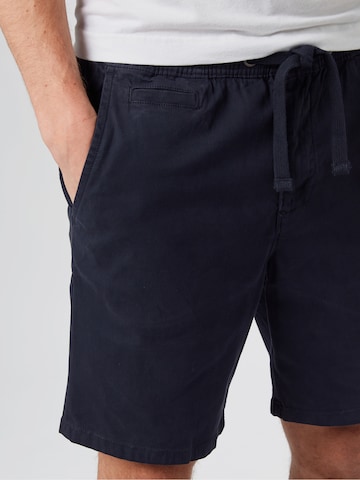 Superdry Regular Shorts 'Sunscorched' in Blau