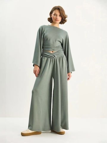 Bianco Lucci - Calças de fato em verde