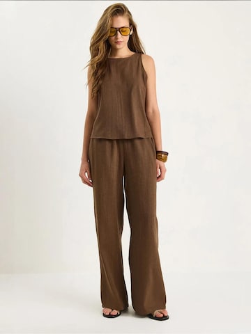 Bianco Lucci Pantsuit in Brown: front