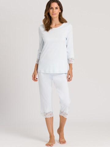 Hanro Pyjama ' Moments ' in Blauw: voorkant