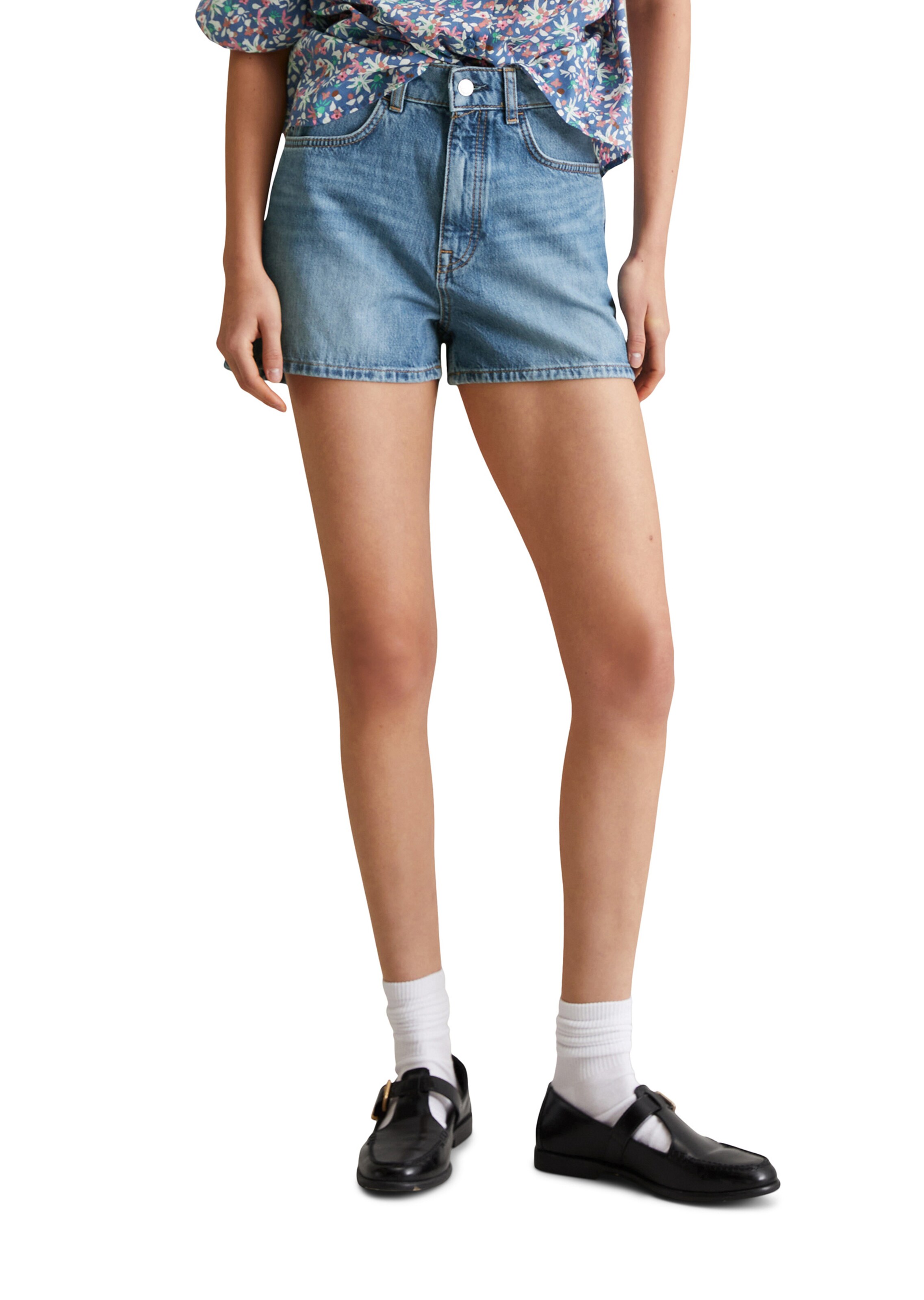 Marc O'Polo DENIM Slimfit Shorts in Blau: Vorderseite