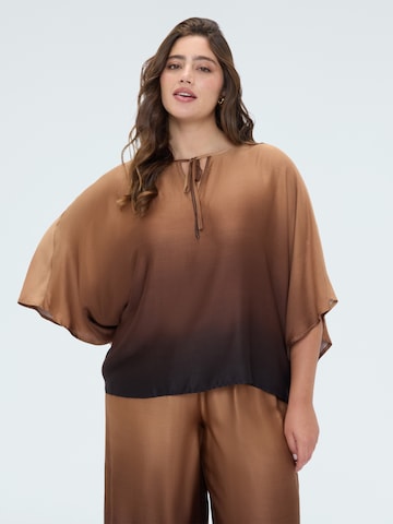 Chemisier Fiorella Rubino en marron : devant