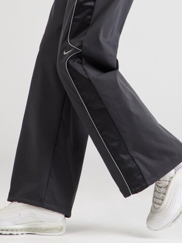 Loosefit Pantalon Nike Sportswear en noir