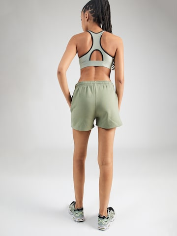 Regular Pantalon de sport 'Active' Hummel en vert