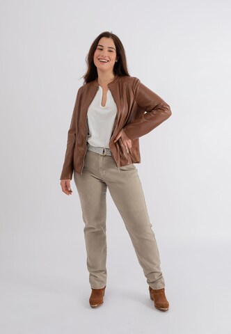 October Between-Season Jacket in Brown